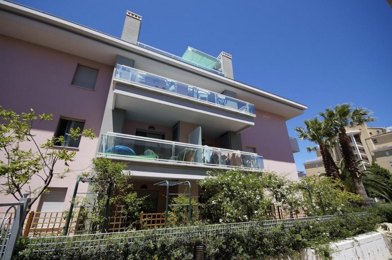 Appartamento Mediterraneo سان بنيديتّو ديل ترونتو المظهر الخارجي الصورة